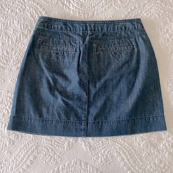 Gap denim mini-skirt / size 4 /TTS - Picture 2 of 3